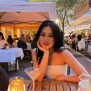 Meet your Posher, Stephanie